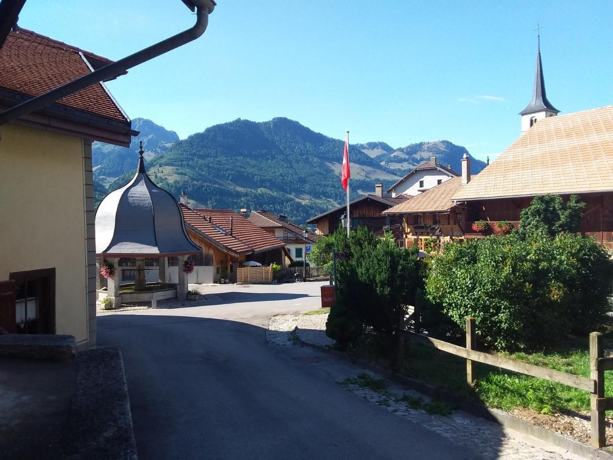 Vila Chalet Le Tsale Les Sciernes d'Albeuve Exteriér fotografie